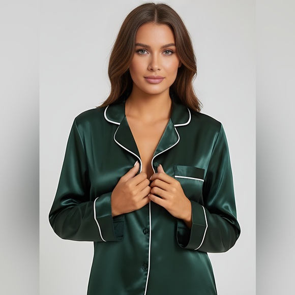Lapel Collar Satin PJ Set / Pyjama Set Emerald Green - Picture 4 of 8